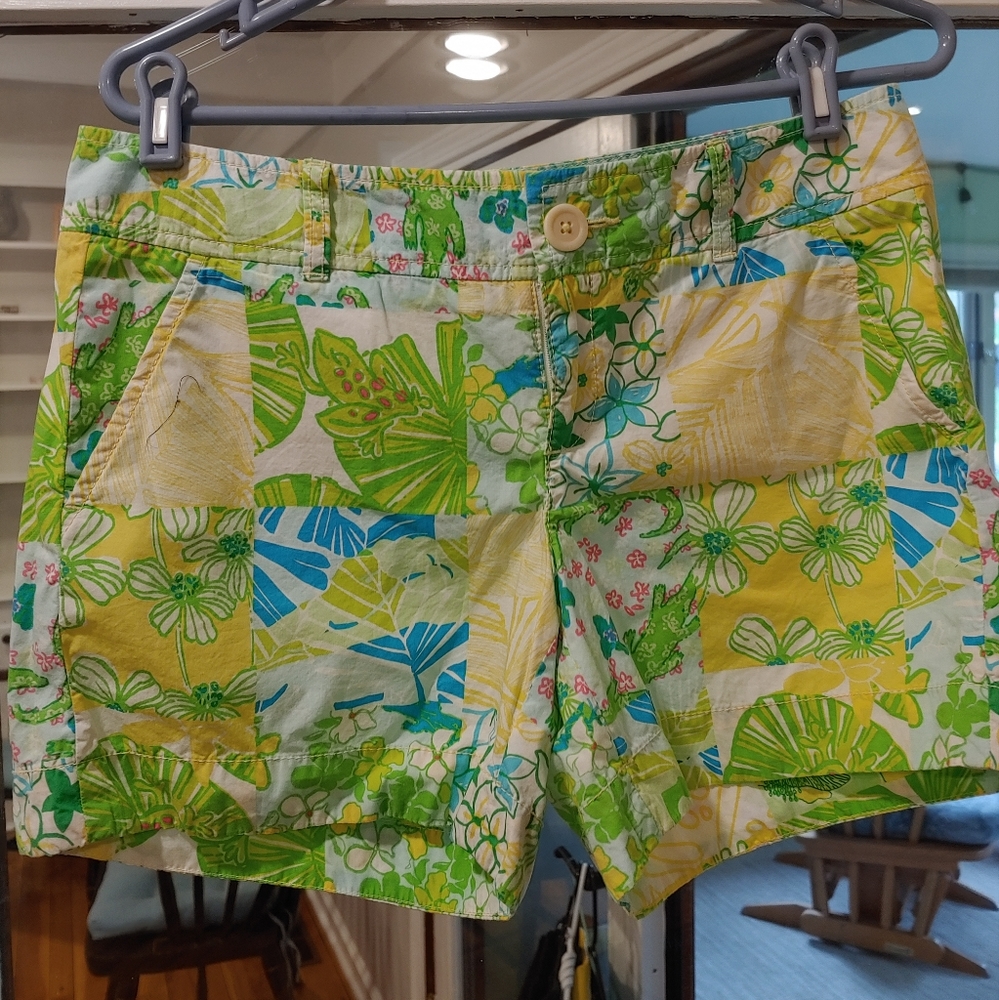 Lily Pulitzer shorts size 8